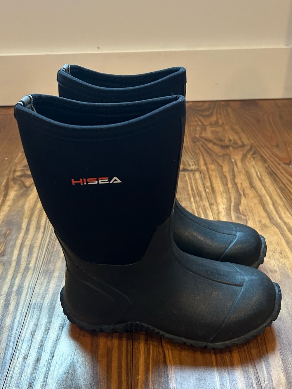 Kids Black Rain & Snow Boots - Durable Waterproof Winter Boots - Picture 3 of 4